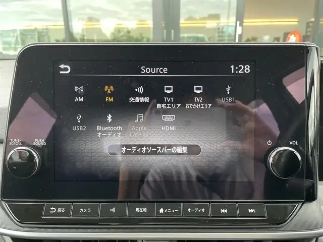 日産 ノート X FOUR 栃木県 2021(令3)年 10万km ピュアホワイトパール インテリジェントエマージェンシーブレーキ/純正メモリナビ/フルセグTV/Bluetooth/USB/AM/FM/アラウンドビューモニター/ETC2.0/ドライブレコーダー/プロパイロット/純正16インチAW/フルエアロ/前席シートヒーター/スマートキー/プッシュEgスタート/LEDオートライト/LEDフォグランプ/アイドリングストップ/横滑り防止装置/ハンドルヒーター/雨滴感知式ワイパー