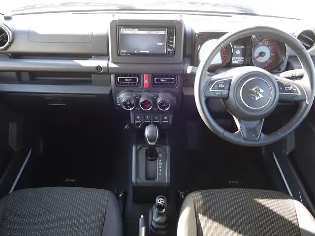 スズキ ジムニー XC 山形県 2020(令2)年 3.5万km ピュアホワイトP パートタイム4WD/デュアルセンサーブレーキサポート/ワンオーナー/SDナビ/　　【CD DVD BT フルセグ USB】/クルーズコントロール/LEDオートヘッドライト/シートヒーター/ステアリングスイッチ/IC付ターボ/電動格納ウィンカーミラー/フォグランプ/純正フロアマット/スマートキー×2/ETC