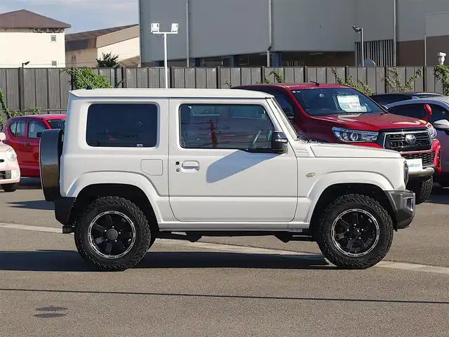 スズキ ジムニー XC 山形県 2020(令2)年 3.5万km ピュアホワイトP パートタイム4WD/デュアルセンサーブレーキサポート/ワンオーナー/SDナビ/　　【CD DVD BT フルセグ USB】/クルーズコントロール/LEDオートヘッドライト/シートヒーター/ステアリングスイッチ/IC付ターボ/電動格納ウィンカーミラー/フォグランプ/純正フロアマット/スマートキー×2/ETC