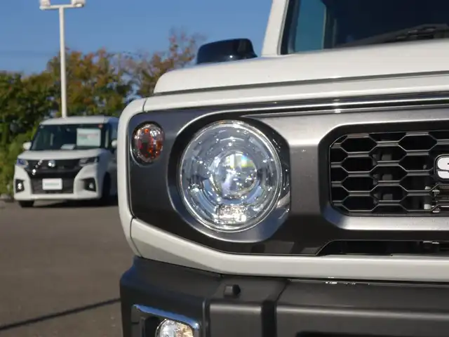スズキ ジムニー XC 山形県 2020(令2)年 3.5万km ピュアホワイトP パートタイム4WD/デュアルセンサーブレーキサポート/ワンオーナー/SDナビ/　　【CD DVD BT フルセグ USB】/クルーズコントロール/LEDオートヘッドライト/シートヒーター/ステアリングスイッチ/IC付ターボ/電動格納ウィンカーミラー/フォグランプ/純正フロアマット/スマートキー×2/ETC