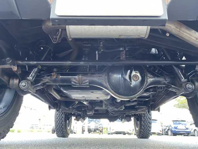 スズキ ジムニー XC 山口県 2020(令2)年 3.5万km ピュアホワイトP ワンオーナー/社外SDナビ/・フルセグテレビ/・CD／DVD/・Bluetooth/・AM/FM/・SD/・iPod/・USB接続/・MEMORY MUSIC/ETC/スマートキー×2/プッシュスタート/パートタイム4WD/デュアルセンサーブレーキサポート/ワンオーナー/LEDオートヘッドライト/フォグランプ/シートヒーター（運転席＋助手席）/IC付ターボ/電動格納ウィンカーミラー/フォグランプ/純正フロアマット/安全装備/・デュアルセンサーブレーキサポートII/・誤発進抑制機能/・後方誤発進抑制機能/・低速時ブレーキサポート（前進・後退）/・パーキングセンサー（フロント・リヤ）/・車線逸脱警報機能/・車線逸脱抑制機能/・ふらつき警報機能/・発進お知らせ機能［先行車・信号切り替わり］/・ハイビームアシスト/・アダプティブクルーズコントロール［全車速追従機能付］ /・標識認識機能/・ヒルホールドコントロール/取扱説明書/保証書