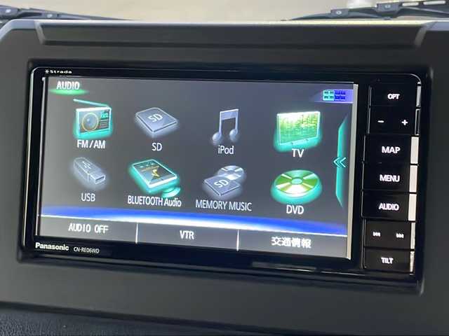 スズキ ジムニー XC 山口県 2020(令2)年 3.5万km ピュアホワイトP ワンオーナー/社外SDナビ/・フルセグテレビ/・CD／DVD/・Bluetooth/・AM/FM/・SD/・iPod/・USB接続/・MEMORY MUSIC/ETC/スマートキー×2/プッシュスタート/パートタイム4WD/デュアルセンサーブレーキサポート/ワンオーナー/LEDオートヘッドライト/フォグランプ/シートヒーター（運転席＋助手席）/IC付ターボ/電動格納ウィンカーミラー/フォグランプ/純正フロアマット/安全装備/・デュアルセンサーブレーキサポートII/・誤発進抑制機能/・後方誤発進抑制機能/・低速時ブレーキサポート（前進・後退）/・パーキングセンサー（フロント・リヤ）/・車線逸脱警報機能/・車線逸脱抑制機能/・ふらつき警報機能/・発進お知らせ機能［先行車・信号切り替わり］/・ハイビームアシスト/・アダプティブクルーズコントロール［全車速追従機能付］ /・標識認識機能/・ヒルホールドコントロール/取扱説明書/保証書