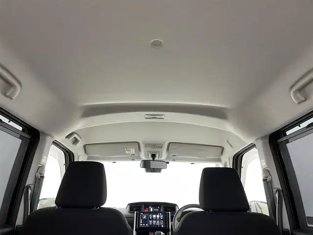 トヨタ ルーミー カスタムG 岡山県 2025(令7)年 0.5万km ブラックマイカメタリック 純正9インチディスプレイオーディオ/(フルセグTV/Bluetooth/USB/Carplay/HDMI)/両側電動スライド/ビルトインETC/シートヒーター(前席)/LEDヘッドライト/バックカメラ/クルーズコントロール/コーナーセンサー(前後)/オートハイビーム/プッシュスタート/スマートキー/スペアキー(1本)/アイドリングストップ/レーンキープアシスト/純正フロアマット/純正アルミホイール/オートライト/フォグランプ