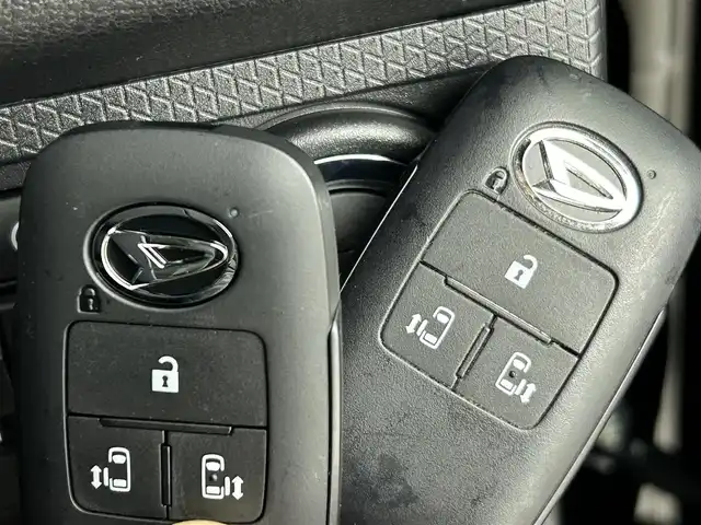 ダイハツ タント カスタム RS 道央・札幌 2025(令7)年 0.5万km クールバイオレットクリスタルシャイン ・4WD/・スマートアシスト/・衝突被害軽減ブレーキ/・レーンキープアシスト/・先行車発進告知/・標識認識システム/・コーナーセンサー/・純正メモリナビ/・フルセグ/BT/CD/DVD/・アラウンドビューモニター/・両側パワースライドドア/・シートヒーター/・アイドリングストップ/・オートブレーキホールド/・スマートキー/・プッシュスタート/・横滑り防止装置/・LEDヘッドライト/・電格ミラー