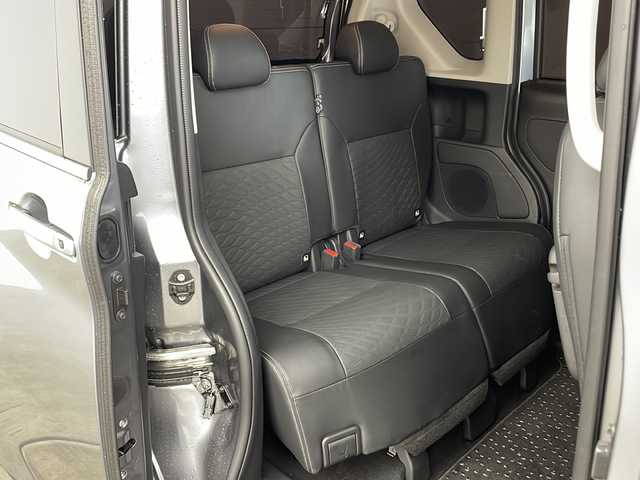 日産 ルークス HWS Gターボ アーバンクロム プロパイロットED 兵庫県 2024(令6)年 0.6万km チタニウムグレーメタリック ・純正9インチナビ/Bluetooth/TV/HDMI/・アラウンドビューモニター/・フロント&バックソナー/・インテリジェント エマージェンシーブレーキ/・踏み間違い衝突防止アシスト/・プロパイロット/・レーダクルーズコントロール/・インテリジェント LI（車線逸脱防止支援システム）/・LDW（車線逸脱警報）/・インテリジェント FCW（前方衝突予測警報）/・インテリジェント DA（ふらつき警報）/・標識検知機能/・道路標識表示/・速度標識表示/・先行車発進お知らせ/・アイドリングストップ/・イモビライザー/・デジタルインナーミラー/・電動パーキングブレーキ/・オートホールドブレーキ/・両側パワースライドドア/・ステアリングスイッチ/・ステアリングヒーター/・ハーフレザーシート/・シートヒーター/・LEDヘッドライト/・純正15インチアルミホイールタイヤ/・ETC/・純正ドライブレコーダー（前方・室内）/・予約ロックシステム