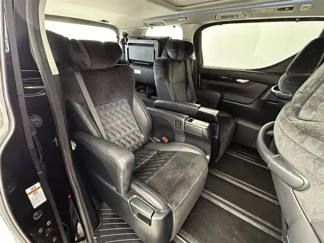 トヨタ アルファード S Cパッケージ 大分県 2016(平28)年 7.1万km ブラック ツインムーンルーフ/（フロントチルト&リヤ電動スライド＋挟み込み防止機能付）/プリクラッシュセーフティ/レーダークルーズコントロール/社外11型ナビ　型式：EX11V/【フルセグTV、DVD再生可、BT対応】/ステアリングスイッチ/バックカメラ/社外フリップダウンモニター/両側電動スライドドア/ビルトインETC/社外ドライブレコーダー　型式：TZ-D001/ステアリングヒーター/ハーフレザーシート/・運転席3メモリーシート/・前席パワーシート/電動パーキング/オートホールド機能/横滑り防止装置/電動格納ミラー/オートライト/LEDヘッドライト/LEDフォグ/純正18インチアルミホイール/クリアランスソナー/保証書、取説、スペアキー有り