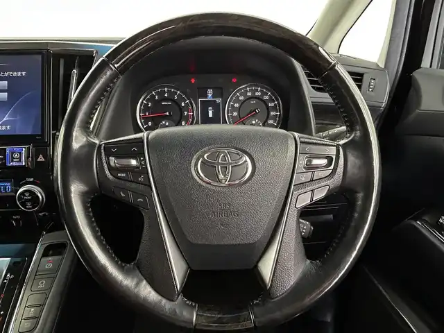 トヨタ アルファード S Cパッケージ 大分県 2016(平28)年 7.1万km ブラック ツインムーンルーフ/（フロントチルト&リヤ電動スライド＋挟み込み防止機能付）/プリクラッシュセーフティ/レーダークルーズコントロール/社外11型ナビ　型式：EX11V/【フルセグTV、DVD再生可、BT対応】/ステアリングスイッチ/バックカメラ/社外フリップダウンモニター/両側電動スライドドア/ビルトインETC/社外ドライブレコーダー　型式：TZ-D001/ステアリングヒーター/ハーフレザーシート/・運転席3メモリーシート/・前席パワーシート/電動パーキング/オートホールド機能/横滑り防止装置/電動格納ミラー/オートライト/LEDヘッドライト/LEDフォグ/純正18インチアルミホイール/クリアランスソナー/保証書、取説、スペアキー有り