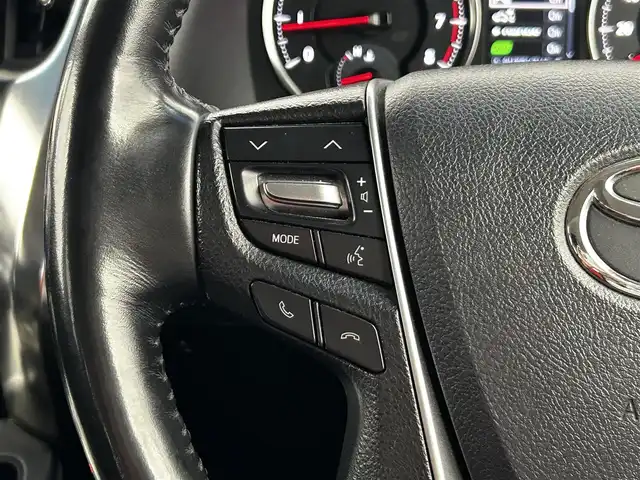 トヨタ アルファード S Cパッケージ 大分県 2016(平28)年 7.1万km ブラック ツインムーンルーフ/（フロントチルト&リヤ電動スライド＋挟み込み防止機能付）/プリクラッシュセーフティ/レーダークルーズコントロール/社外11型ナビ　型式：EX11V/【フルセグTV、DVD再生可、BT対応】/ステアリングスイッチ/バックカメラ/社外フリップダウンモニター/両側電動スライドドア/ビルトインETC/社外ドライブレコーダー　型式：TZ-D001/ステアリングヒーター/ハーフレザーシート/・運転席3メモリーシート/・前席パワーシート/電動パーキング/オートホールド機能/横滑り防止装置/電動格納ミラー/オートライト/LEDヘッドライト/LEDフォグ/純正18インチアルミホイール/クリアランスソナー/保証書、取説、スペアキー有り