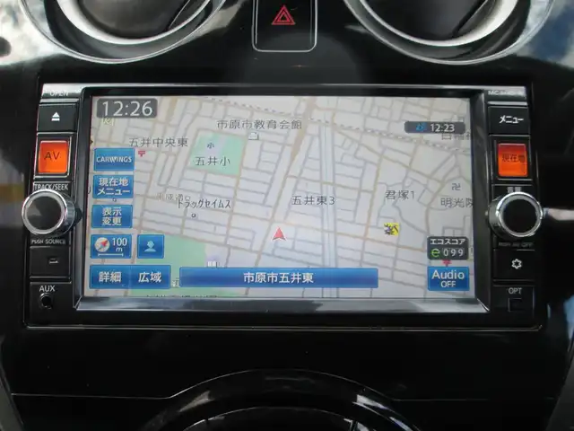 日産 ノート X エアロS V +セーフ 千葉県 2015(平27)年 4.8万km ブリリアントホワイトパール ワンオーナー/純正SDナビ、フルセグTV/アラウンドビューモニター/純正オーディオ【DVD/CD/BT/SD/USB】/LEDヘッドライト&ハロゲンフォグ/エマージェンシーブレーキ/LDW（車線逸脱警報）/アイドリングストップ/前後コーナーセンサー/社外前方ドライブレコーダー/取扱説明書/ナビ取扱説明書/新車時保証書/日産整備記録簿(H28/29/30/31/R2/3/4/5/6/7)