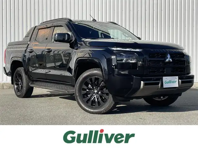 三菱 トライトン GSR 福岡県 2024(令6)年 2.6万km ダイヤモンドブラックマイカ 黒革シート/純正９インチナビ/フルセグTV/全周囲カメラ/衝突軽減/ＢＳＭ/ルーフレール/レーダークルーズコントロール/パーキングセンサー/パワーシート/ステアリングヒーター/前席シートヒーター/ＥＴＣ/純正ＡＷ