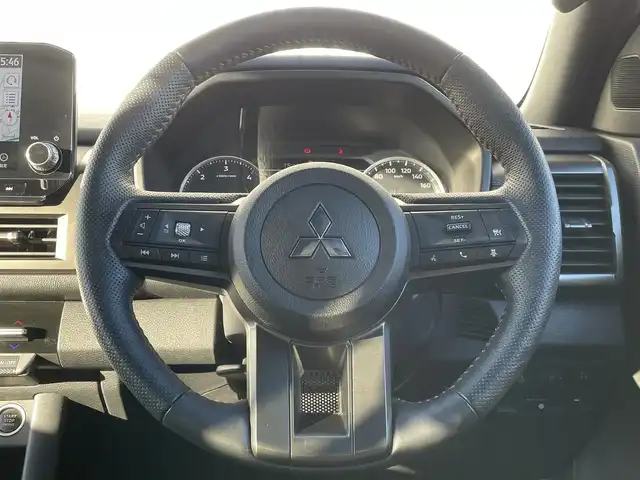 三菱 トライトン GSR 福岡県 2024(令6)年 2.6万km ダイヤモンドブラックマイカ 黒革シート/純正９インチナビ/フルセグTV/全周囲カメラ/衝突軽減/ＢＳＭ/ルーフレール/レーダークルーズコントロール/パーキングセンサー/パワーシート/ステアリングヒーター/前席シートヒーター/ＥＴＣ/純正ＡＷ