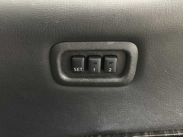 日産 エルグランド 250HWS Sジェットブラック アーバンクロム 埼玉県 2018(平30)年 3.4万km ブリリアントホワイトパール 純正フリップダウンモニター　/純正８インチナビ　/バックカメラ　/両側パワースライドドア　/パワーバックドア　/メモリーシート　/クルーズコントロール　/ＬＥＤヘッドライト　/シートヒーター　/フルセグＴ/ビルトインＥＴＣ　/スペアキー