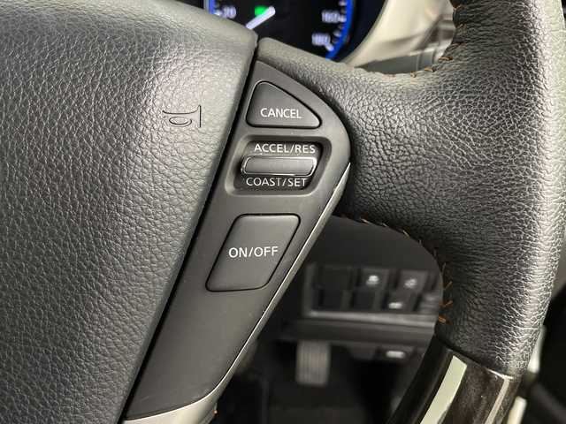 日産 エルグランド 250HWS Sジェットブラック アーバンクロム 埼玉県 2018(平30)年 3.4万km ブリリアントホワイトパール 純正フリップダウンモニター　/純正８インチナビ　/バックカメラ　/両側パワースライドドア　/パワーバックドア　/メモリーシート　/クルーズコントロール　/ＬＥＤヘッドライト　/シートヒーター　/フルセグＴ/ビルトインＥＴＣ　/スペアキー