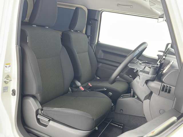 スズキ ジムニー XC 沖縄県 2021(令3)年 5.9万km シフォンアイボリーメタリックブラック2トーンルーフ ワンオーナー/社外ナビ(MDV-D708BTW)/ＣＤ／ＤＶＤ/フルセグＴＶ/Ｂｌｕｅｔｏｏｔｈ/ＥＴＣ2.0/ドライブレコーダー/クルーズコントロール/社外フロントカメラ/シートヒーター/ＬＥＤヘッドライト/オートライト/プッシュスタート/スマートキー/スペアキー/純正フロアマット