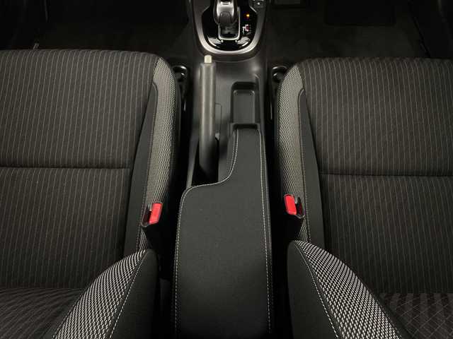 ホンダ フィット ハイブリット Sパッケージ 新潟県 2017(平29)年 2.6万km プレミアムホワイトパールⅡ 社外ナビ/　　フルセグ/CD/DVD/BT/バックカメラ/クルーズコントロール/LEDオートライト/純正アルミホイール車載/社外AW付サマータイヤ車載/ステアリングスイッチ/パドルシフト/アイドリングストップ/スマートキー/ETC