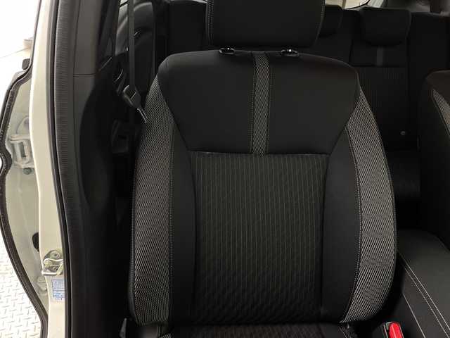 ホンダ フィット ハイブリット Sパッケージ 新潟県 2017(平29)年 2.6万km プレミアムホワイトパールⅡ 社外ナビ/　　フルセグ/CD/DVD/BT/バックカメラ/クルーズコントロール/LEDオートライト/純正アルミホイール車載/社外AW付サマータイヤ車載/ステアリングスイッチ/パドルシフト/アイドリングストップ/スマートキー/ETC