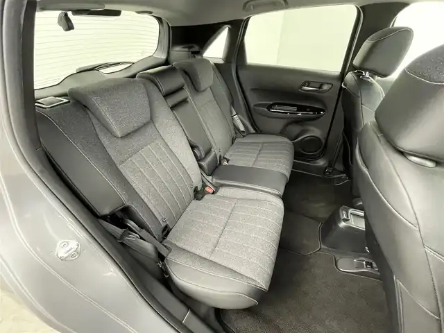 ホンダ フィット e:HEVホーム 群馬県 2020(令2)年 4.6万km ルナシルバーM 純正ナビ　バックカメラ　純正前後ドラレコ　ビルトインETC　ハーフレザーシート　アダプティブクルーズコントロール　ホンダセンシング　純正アルミホイール　LEDヘッドライト　クリアランスソナー　禁煙車