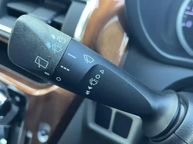 ダイハツ キャスト スタイル G ターボ SAⅡ 栃木県 2015(平27)年 15万km パールホワイトⅢ (株)IDOMが運営する【じしゃロン宇都宮店】の自社ローン対象車両になります。こちらは現金ご利用時の価格です。自社ローンご希望の方は別途その旨お申付け下さい。/禁煙/純正ナビ/バックカメラ/ETC/皮調シートカバー/スペアスマートキー/コーナーセンサー/プリクラッシュ/ステアリングスイッチ/LEDオートライト/フォグランプ/純正15インチAW