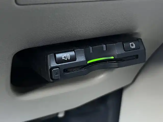 ダイハツ キャスト スタイル G ターボ SAⅡ 栃木県 2015(平27)年 15万km パールホワイトⅢ (株)IDOMが運営する【じしゃロン宇都宮店】の自社ローン対象車両になります。こちらは現金ご利用時の価格です。自社ローンご希望の方は別途その旨お申付け下さい。/禁煙/純正ナビ/バックカメラ/ETC/皮調シートカバー/スペアスマートキー/コーナーセンサー/プリクラッシュ/ステアリングスイッチ/LEDオートライト/フォグランプ/純正15インチAW