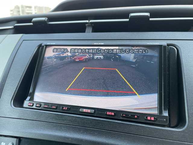 トヨタ プリウス S　LEDエディション 神奈川県 2011(平23)年 11万km ホワイトパールクリスタルシャイン ナビ/バックカメラ/Bluetooth機能/コーナーセンサー/ETC/スマートキー