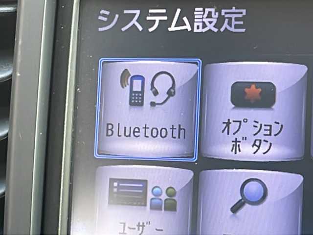 日産 ジューク 15RS タイプV 大阪府 2013(平25)年 6.2万km ブリリアントホワイトパール 純正ナビ(MM112-W)/・AM/FM/CD/DVD/Bluetooth/・ワンセグテレビ/ETC/プッシュスタートボタン/スマートキー×2/社外16インチアルミホイール/12V充電器/純正フロアマット/ドアバイザー/保証書/取扱説明書