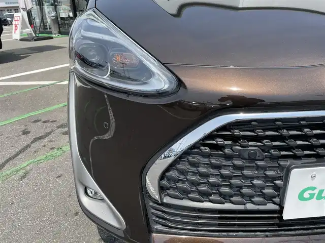 トヨタ シエンタ ハイブリッド ファンベースG クエロ 長崎県 2021(令3)年 0.6万km ヴィンテージブラウンパールクリスタルシャイン /純正9型ナビ/全方位カメラ/（AM/FM/CD/DVD/Bluetooth/フルセグTV）//前後ドライブレコーダー//両側パワースライドドア//LEDヘッドライト/フォグライト//トヨタセーフティセンス//オートマチックハイビーム//プリクラッシュセーフティ//クルーズコントロール//コーナーセンサー//ビルトインＥＴＣ//革巻ステアリング//純正16インチアルミ//スマートキー/スペアキー×１//プッシュスタート