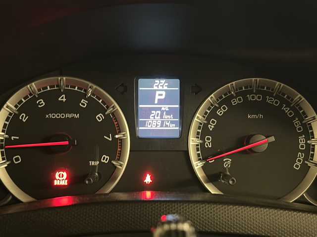 スズキ スイフト XS 熊本県 2012(平24)年 10.9万km ガンＭ／銀 ・ワンオーナー/・純正ナビ【99000-79Y51]/-BT/TV/CD/DVD/FM/AM/SD/・クルーズコントロール/・パドルシフト/・横滑り防止装置/・純正アルミ16インチ/・純正フロアマット/・ドアバイザー/・ウィンカーミラー/・電動格納ミラー/・プッシュスタート/・スマートキー×２/元カラーコードZMT