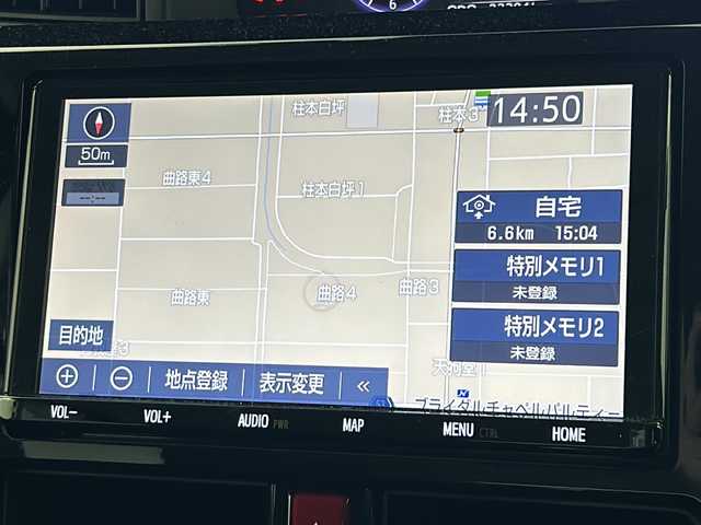 トヨタ ルーミー カスタムG 岐阜県 2020(令2)年 2.4万km ブラックマイカ/マゼンダベリーメタリック 衝突軽減ブレーキ/純正9インチナビ/（CD/DVD/フルセグ/Bluetooth）/バックカメラ/前後コーナーセンサー/両側パワースライドドア/前後ドライブレコーダー/ビルトインETC/ステアリングスイッチ/横滑り防止システム/プッシュスタート/フォグランプ/スマートキー/スペアキー