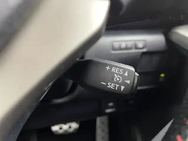 レクサス ＩＳ 350 Fスポーツ 群馬県 2015(平27)年 5.5万km ソニックチタニウム サンルーフ　純正ナビ　Ｂモニター　ＢＳＭ　クルコン　パドルシフト　パワーシート　シートヒーター　ＬＥＤヘッド　ビルトインＥＴＣ　プッシュスタート　スマートキー　スペアキー　純正アルミホイール　禁煙車