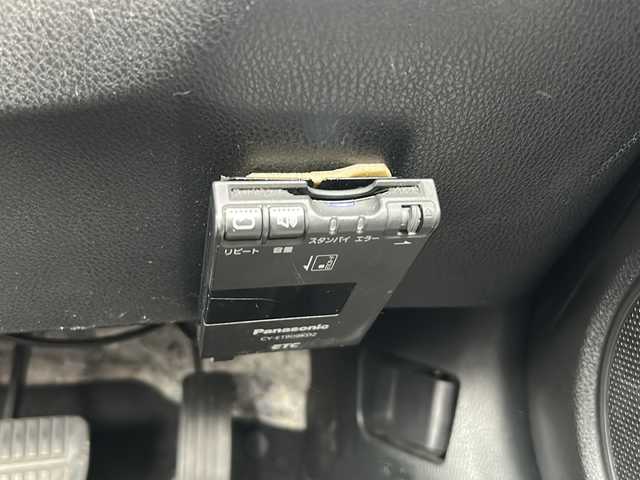 トヨタ ８６ G 石川県 2014(平26)年 4.3万km ライトニングレッド TRDフルエアロ/TRDマフラー/社外SDナビゲーション/【Bluetooth・CD・DVD・ワンセグTV】/型番：MDV-D405BTW/・バックカメラ/ETC/電動格納ミラー/USB入力端子/リモコンキー/・スペアキー1本/純正フロアマット/純正マフラー車載/取扱説明書/保証書