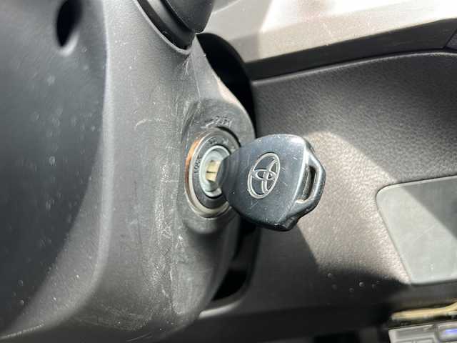 トヨタ ８６ G 石川県 2014(平26)年 4.3万km ライトニングレッド TRDフルエアロ/TRDマフラー/社外SDナビゲーション/【Bluetooth・CD・DVD・ワンセグTV】/型番：MDV-D405BTW/・バックカメラ/ETC/電動格納ミラー/USB入力端子/リモコンキー/・スペアキー1本/純正フロアマット/純正マフラー車載/取扱説明書/保証書