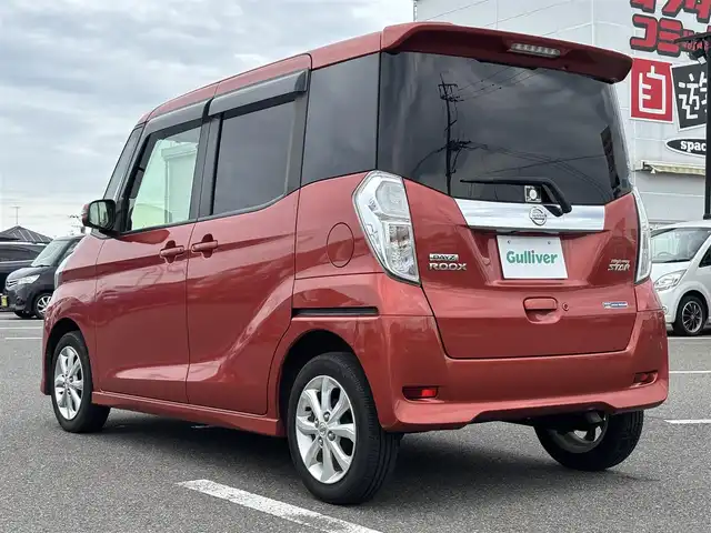日産 デイズ ルークス ハイウェイスター Xターボ 大分県 2016(平28)年 5.8万km スカーレット ・純正ナビ(AUX.USB.BT.SD.CD.DVD)/・全方位カメラ/・フルセグテレビ/・衝突被害軽減ブレーキ/・両側パワースライドドア/・テレビキャンセラー/・ETC/・ドライブレコーダー/・オートハイビーム/・スマートキー