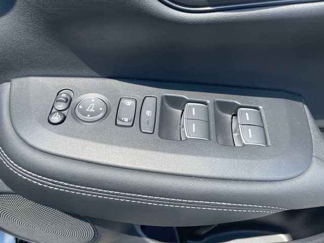 ホンダ ＺＲ－Ｖ X 三重県 2023(令5)年 1.6万km クリスタルブラックパール ホンダセンシング/・衝突軽減ブレーキ/・誤発進抑制機能/・後方誤発進抑制機能/・近距離衝突軽減ブレーキ/・歩行者事故低減ステアリング/・路外逸脱抑制機能/・渋滞追従機能付アダプティブクルーズコントロール/・車線維持支援システム/・トラフィックジャムアシスト/・先行車発進お知らせ機能/・標識認識機能/・オートハイビーム/・ブラインドスポットインフォメーション/・パーキングセンサーシステム/1オーナー/ETC/ハーフレザーシート/パワーバックドア/オートライト/LEDヘッドランプ/225/55R18インチ純正AW/プッシュスタート/スマートキー/スペアキー/純正フロアマット