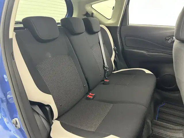 日産 ノート e－パワー X Vセレクション 福井県 2020(令2)年 0.5万km シャイニングブルー 純正SDナビ/CD/DVD/Bluetooth/フルセグ/アラウンドビューモニター/バックカメラ/横滑り防止装置/衝突軽減システム/レーンキープアシスト/オートライト/LED/プッシュスタート/スマートキー/スペアキー