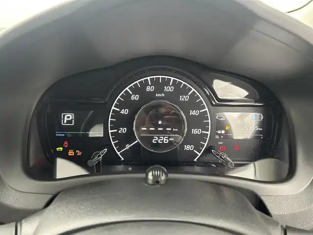 日産 ノート e－パワー X Vセレクション 福井県 2020(令2)年 0.5万km シャイニングブルー 純正SDナビ/CD/DVD/Bluetooth/フルセグ/アラウンドビューモニター/バックカメラ/横滑り防止装置/衝突軽減システム/レーンキープアシスト/オートライト/LED/プッシュスタート/スマートキー/スペアキー