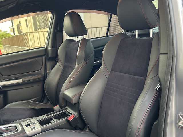 スバル ＷＲＸ Ｓ４ 2．0GT‐S アイサイト 埼玉県 2015(平27)年 13.8万km アイスシルバーメタリック (株)IDOMが運営する【じしゃロン熊谷店】の自社ローン専用車両になりますこちらは現金またはオートローンご利用時の価格です。自社ローンご希望の方は別途その旨お申付け下さい/純正ＳＤナビ　CN-LR710D/（フルセグTV/Bluetooth/CD/AM/FM）/クルーズコントロール　/ビルトインＥＴＣ　/純正ドライブレコーダー　/バックカメラ　/Ｄ＋Ｎ席パワシート　/ＬＥＤヘッドライト/スバルリヤビークルディテクション/サイドビューモニター/ハイビームアシスト/アイサイトアシストモニター/プッシュスタート/スマートキー/横滑り防止装置/レーンキープアシスト/ヒルディセントコントロール