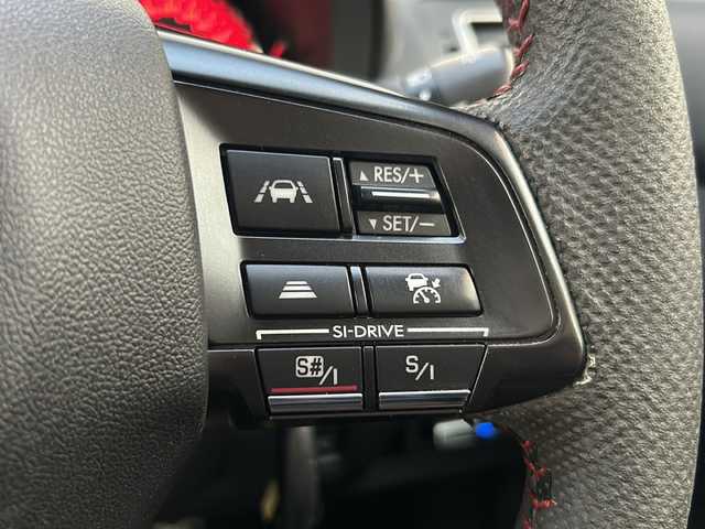 スバル ＷＲＸ Ｓ４ 2．0GT‐S アイサイト 埼玉県 2015(平27)年 13.8万km アイスシルバーメタリック (株)IDOMが運営する【じしゃロン熊谷店】の自社ローン専用車両になりますこちらは現金またはオートローンご利用時の価格です。自社ローンご希望の方は別途その旨お申付け下さい/純正ＳＤナビ　CN-LR710D/（フルセグTV/Bluetooth/CD/AM/FM）/クルーズコントロール　/ビルトインＥＴＣ　/純正ドライブレコーダー　/バックカメラ　/Ｄ＋Ｎ席パワシート　/ＬＥＤヘッドライト/スバルリヤビークルディテクション/サイドビューモニター/ハイビームアシスト/アイサイトアシストモニター/プッシュスタート/スマートキー/横滑り防止装置/レーンキープアシスト/ヒルディセントコントロール