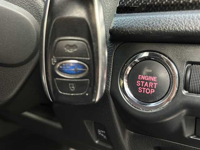 スバル ＷＲＸ Ｓ４ 2．0GT‐S アイサイト 埼玉県 2015(平27)年 13.8万km アイスシルバーメタリック (株)IDOMが運営する【じしゃロン熊谷店】の自社ローン専用車両になりますこちらは現金またはオートローンご利用時の価格です。自社ローンご希望の方は別途その旨お申付け下さい/純正ＳＤナビ　CN-LR710D/（フルセグTV/Bluetooth/CD/AM/FM）/クルーズコントロール　/ビルトインＥＴＣ　/純正ドライブレコーダー　/バックカメラ　/Ｄ＋Ｎ席パワシート　/ＬＥＤヘッドライト/スバルリヤビークルディテクション/サイドビューモニター/ハイビームアシスト/アイサイトアシストモニター/プッシュスタート/スマートキー/横滑り防止装置/レーンキープアシスト/ヒルディセントコントロール