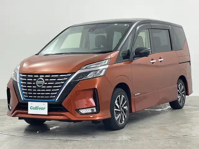日産 セレナ e－パワー ハイウェイスター G 群馬県 2022(令4)年 3.1万km サンライズオレンジ/ダイヤモンドブラック プロパイロット　純正１０型ナビ　フルセグＴＶ　全周囲カメラ　デジタルインナーミラー　ハンズフリー両側電動スライドドア　シートヒーター　衝突被害軽減ブレーキ　ＢＳＭ　ＬＥＤ　前後ドラレコ　ＥＴＣ　禁煙車