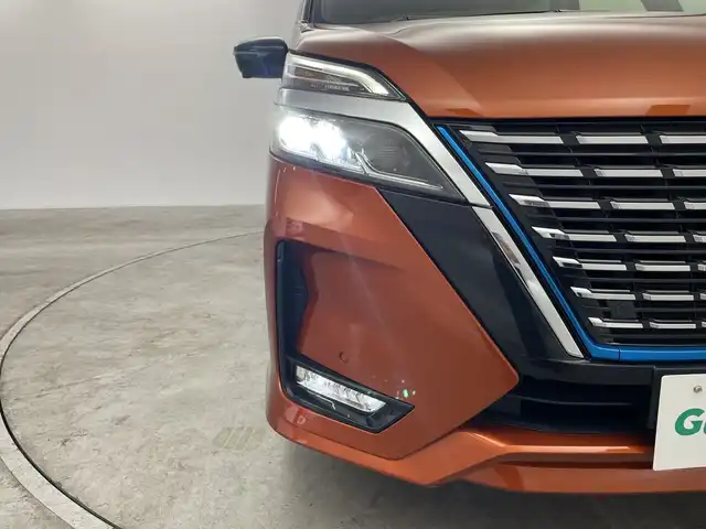 日産 セレナ e－パワー ハイウェイスター G 群馬県 2022(令4)年 3.1万km サンライズオレンジ/ダイヤモンドブラック プロパイロット　純正１０型ナビ　フルセグＴＶ　全周囲カメラ　デジタルインナーミラー　ハンズフリー両側電動スライドドア　シートヒーター　衝突被害軽減ブレーキ　ＢＳＭ　ＬＥＤ　前後ドラレコ　ＥＴＣ　禁煙車