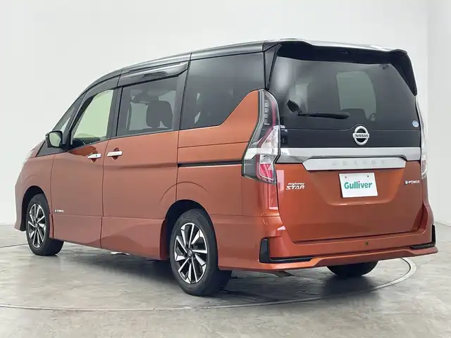 日産 セレナ e－パワー ハイウェイスター G 群馬県 2022(令4)年 3.1万km サンライズオレンジ/ダイヤモンドブラック プロパイロット　純正１０型ナビ　フルセグＴＶ　全周囲カメラ　デジタルインナーミラー　ハンズフリー両側電動スライドドア　シートヒーター　衝突被害軽減ブレーキ　ＢＳＭ　ＬＥＤ　前後ドラレコ　ＥＴＣ　禁煙車