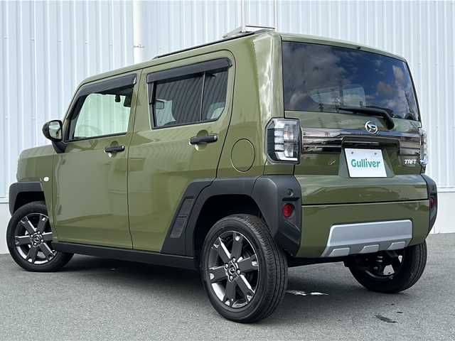ダイハツ タフト G ターボ クロムベンチャー 三重県 2021(令3)年 2.5万km フォレストカーキメタリック 純正９型ナビ　/バックカメラ　/ワイヤレス充電器/ガラスルーフ/ＥＴＣ　/前方ドライブレコーダー/皮調シートカバー /シートヒーター /TVキャンセラー/ステアリングスイッチ/電子パーキング/USB給電ポート/前後コーナーセンサー /LEDヘッドライト /レーダークルーズコントロール /レーンキープアシスト/電動格納ミラー /禁煙車