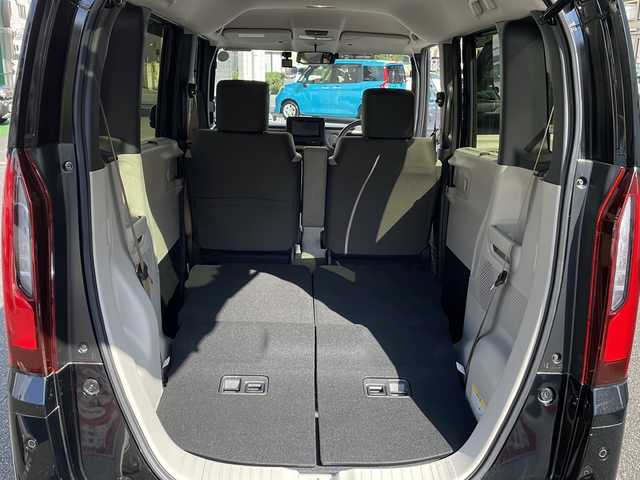 ホンダ Ｎ ＢＯＸ 埼玉県 2024(令6)年 0.4万km クリスタルブラックパール 登録時3670km/社外ナビ(CD/DVD/BT/フルセグTV）/バックカメラ/左パワースライド/衝突軽減ブレーキ/レーンキープアシスト/レーダークルーズコントロール/前後ドライブレコーダー/横滑り防止/コーナーセンサー/プッシュスタート/スマートキー×２/ウインカーミラー/LEDヘッドライト/アイドリングストップ/ECON/ETC/オートライト/純正フロアマット/純正ドアバイザー/保証書/取扱説明書