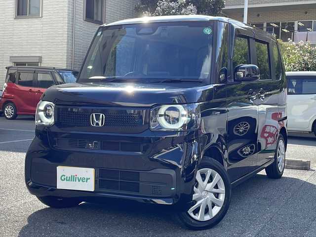 ホンダ Ｎ ＢＯＸ 埼玉県 2024(令6)年 0.4万km クリスタルブラックパール 登録時3670km/社外ナビ(CD/DVD/BT/フルセグTV）/バックカメラ/左パワースライド/衝突軽減ブレーキ/レーンキープアシスト/レーダークルーズコントロール/前後ドライブレコーダー/横滑り防止/コーナーセンサー/プッシュスタート/スマートキー×２/ウインカーミラー/LEDヘッドライト/アイドリングストップ/ECON/ETC/オートライト/純正フロアマット/純正ドアバイザー/保証書/取扱説明書