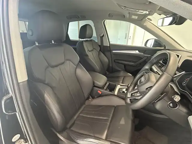 アウディ Ｑ５ Sライン ダイナミックリミテッド 愛知県 2019(令1)年 4.6万km ミトスブラックメタリック ・マトリクスLEDヘッドライト/ダイナミックターンインディケーター/・ ヘッドライトウォッシャー/・ デイタイムランニングライト/・ LEDリヤコンビネーションライト/ダイナミックターンインディケーター/・ ハイグロスパッケージ/・ アルミホイール 5セグメントスポークデザイン コントラストグレーポリッシュト 8J×20＋255/45R20タイヤ/・ オートマチックテールゲート/・ MMIナビゲーション/・ Audi connect/・ バーチャルコックピットプラス/・ 12Vマイルドハイブリッド/・ スマートフォンインターフェース/・ パワーシート/・ ランバーサポート 4ウェイ（フロント）/・ リヤシートベンチ プラス/・ シートヒーター（フロント）/・ ストレージパッケージ/・ アダプティブクルーズコントロール/・ アクティブレーンアシスト/・ ターンアシスト/・ エグジットワーニング/・ アウディサイドアシスト/・ リヤクロストラフィックアシスト/・ パークアシスト/・ アウディホールドアシスト/・ サラウンドビューカメラ/・ アウディプレセンスシティ/・ アウディプレセンス リヤ/・ アウディプレセンスベーシック