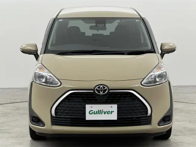 トヨタ シエンタ ファンベースG 福岡県 2020(令2)年 2.6万km ベージュ 純正ナビ／フルセグＴＶ　/全方位カメラ　/ＥＴＣ　/前後ドライブレコーダー　/衝突被害軽減ブレーキ　/レーンキープ　/オートマチックハイビーム　/アイドリングストップ　/プッシュスタート　/両側電動スライドドア　/ＬＥＤ