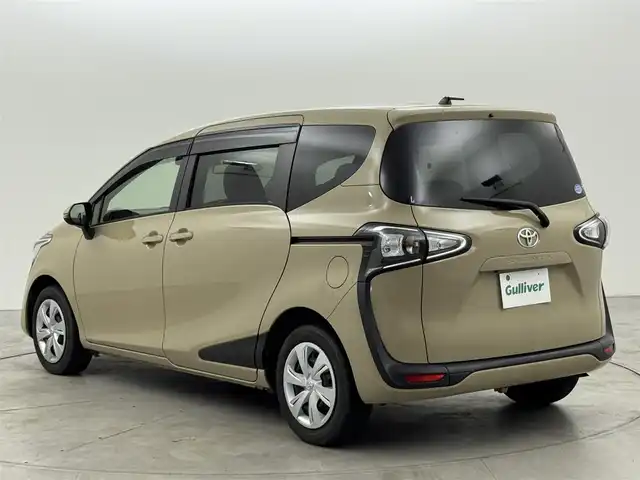 トヨタ シエンタ ファンベースG 福岡県 2020(令2)年 2.6万km ベージュ 純正ナビ／フルセグＴＶ　/全方位カメラ　/ＥＴＣ　/前後ドライブレコーダー　/衝突被害軽減ブレーキ　/レーンキープ　/オートマチックハイビーム　/アイドリングストップ　/プッシュスタート　/両側電動スライドドア　/ＬＥＤ
