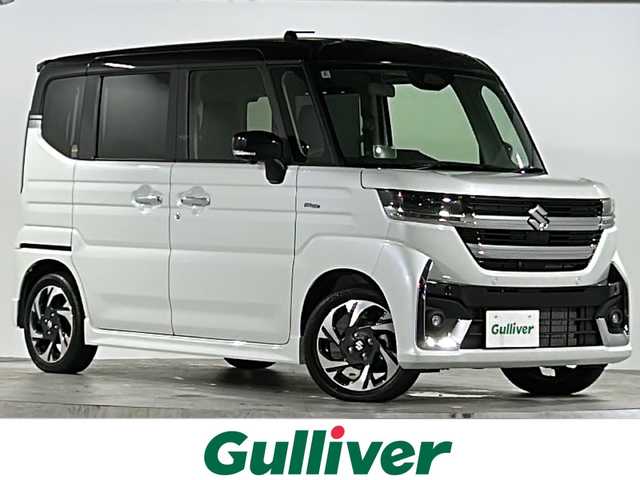 スズキ スペーシア カスタム HYBRID XS ターボ 広島県 2024(令6)年 0.1千km ピュアホワイトパール/ブラック2トーン 禁煙車/登録時7ｋｍ/フルタイム4ＷＤ/インタークーラーターボ/スズキセーフティサポート/・デュアルセンサーブレーキサポートII/・先行車発進お知らせ/・標識認識機能/・ヘッドアップディスプレイ/・誤発進抑制機能/・ハイビームアシスト/・アダプティブクルーズコントロール/・車線維持支援機能/・車線逸脱抑制/・車線逸脱警報/・ふらつき警報/コーナーセンサー/全方位モニター付９型メモリーナビ/・フルセグ/Bluetooｔｈ/ＵＳＢ/スマホ連携/スズキコネクト対応通信機装着車/両側パワースライドドア/革巻きステアリング/ステアリングスイッチ/パドルシフト/オートライト/LEDヘッドライト/フォグランプ/ハーフレザーシート/シートヒーター/アイドリングストップ/スマートキー/プッシュスタート/スペアキー/純正15インチアルミホイール