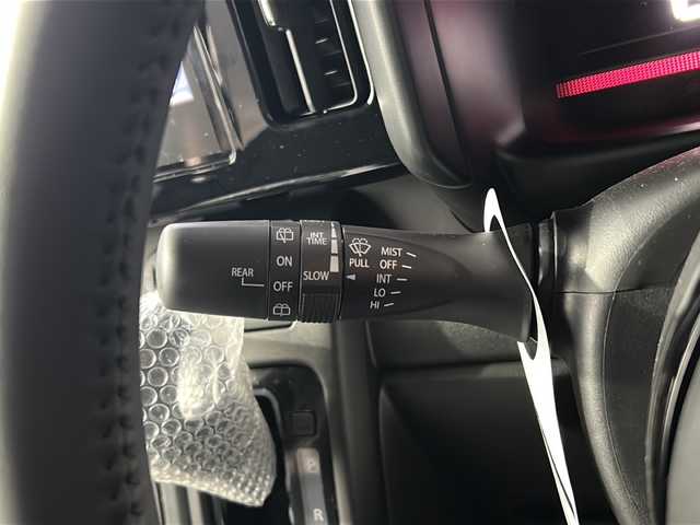 スズキ スペーシア カスタム HYBRID XS ターボ 広島県 2024(令6)年 0.1千km ピュアホワイトパール/ブラック2トーン 禁煙車/登録時7ｋｍ/フルタイム4ＷＤ/インタークーラーターボ/スズキセーフティサポート/・デュアルセンサーブレーキサポートII/・先行車発進お知らせ/・標識認識機能/・ヘッドアップディスプレイ/・誤発進抑制機能/・ハイビームアシスト/・アダプティブクルーズコントロール/・車線維持支援機能/・車線逸脱抑制/・車線逸脱警報/・ふらつき警報/コーナーセンサー/全方位モニター付９型メモリーナビ/・フルセグ/Bluetooｔｈ/ＵＳＢ/スマホ連携/スズキコネクト対応通信機装着車/両側パワースライドドア/革巻きステアリング/ステアリングスイッチ/パドルシフト/オートライト/LEDヘッドライト/フォグランプ/ハーフレザーシート/シートヒーター/アイドリングストップ/スマートキー/プッシュスタート/スペアキー/純正15インチアルミホイール