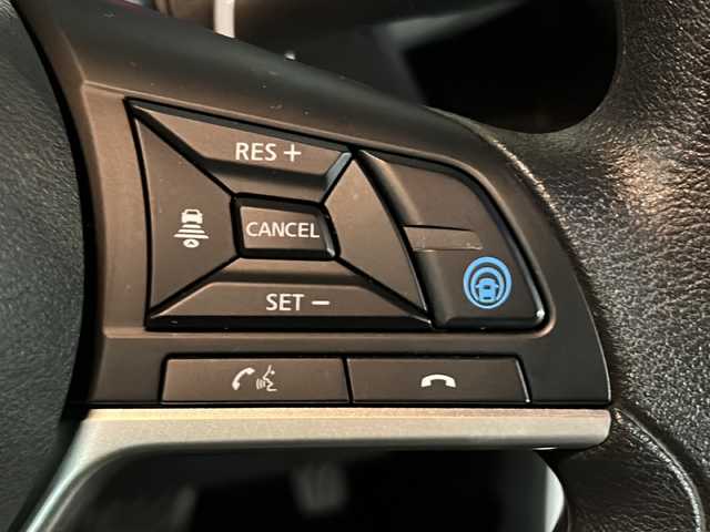 日産 ルークス HWS X プロパイロットED 茨城県 2020(令2)年 3.6万km チタニウムグレーM/シルキーホワイト 純正9インチメモリナビ【MM320D-L】/(地デジTV・CD・DVD・BT・USB・ラジオ再生)/両側パワースライドドア/プロパイロットシステム/インテリジェントエマージェンシーブレーキ/踏み間違い衝突防止/コーナーセンサー/アラウンドビューモニター/ETC/ドライブレコーダー/オートライト/LEDヘッドライト/純正14inアルミホイール/フロアマット/スマートキー